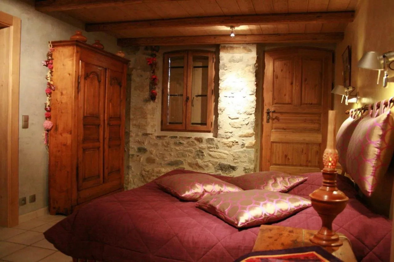 Bed and Breakfast La Fontaine d'Argence à Habère-Poche 0*,  France